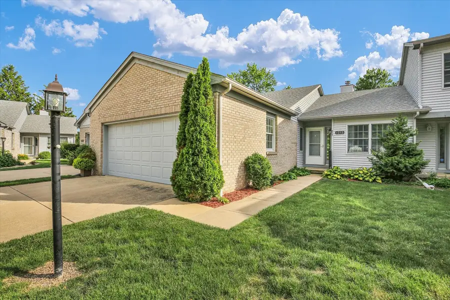 1212 Quail Run Drive, Savoy, IL 61874 - #2