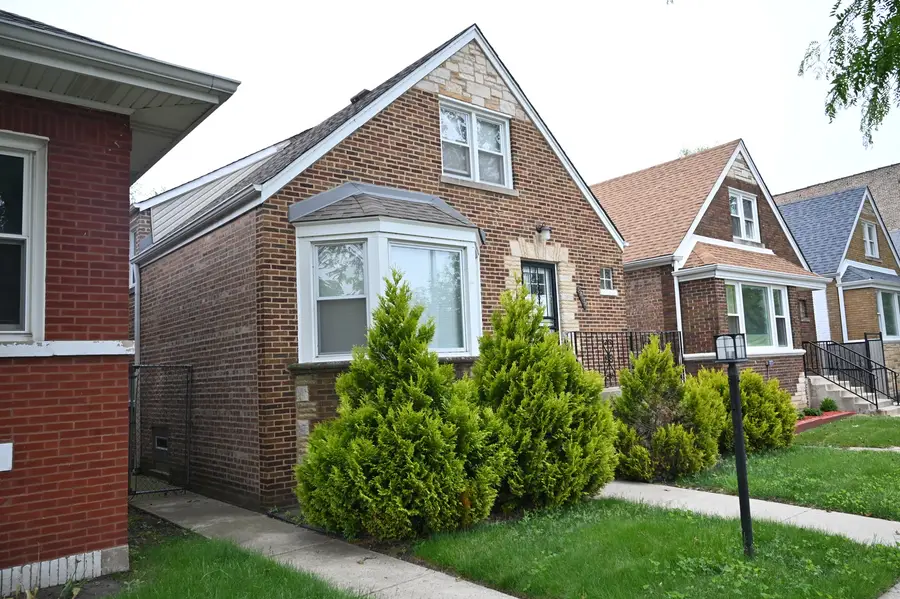 8434 S Yates Boulevard, Chicago, IL 60617 - #2
