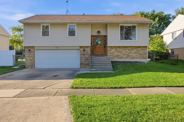 412 Sherwood Drive, Streamwood, IL 60107