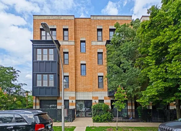 2243 N Lister Avenue #402, Chicago, IL 60614