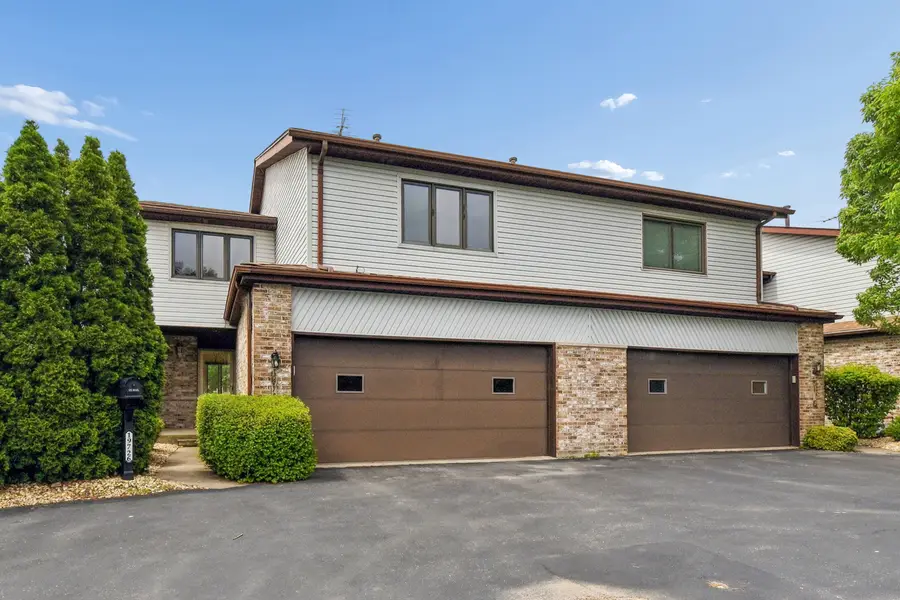 19726 Lake Shore Drive Court, Lynwood, IL 60411 - #2