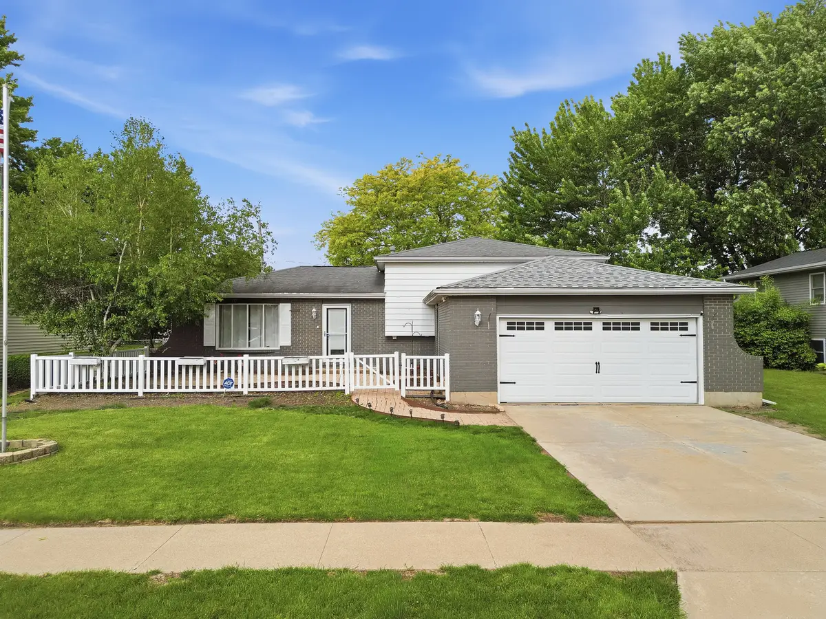 1905 20th Avenue, Sterling, IL 61081 - #1