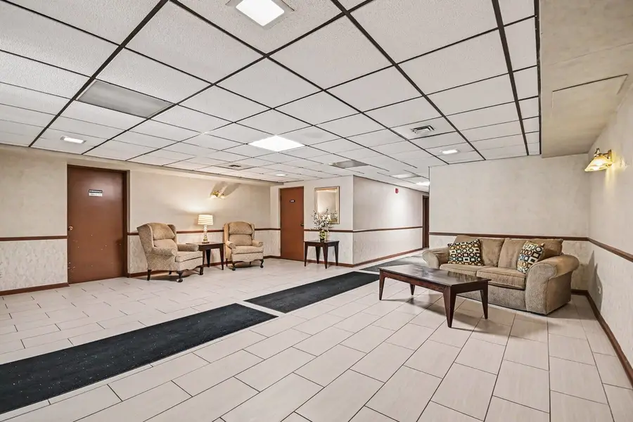 1491 Ashland Avenue #6SW, Des Plaines, IL 60016 - #3