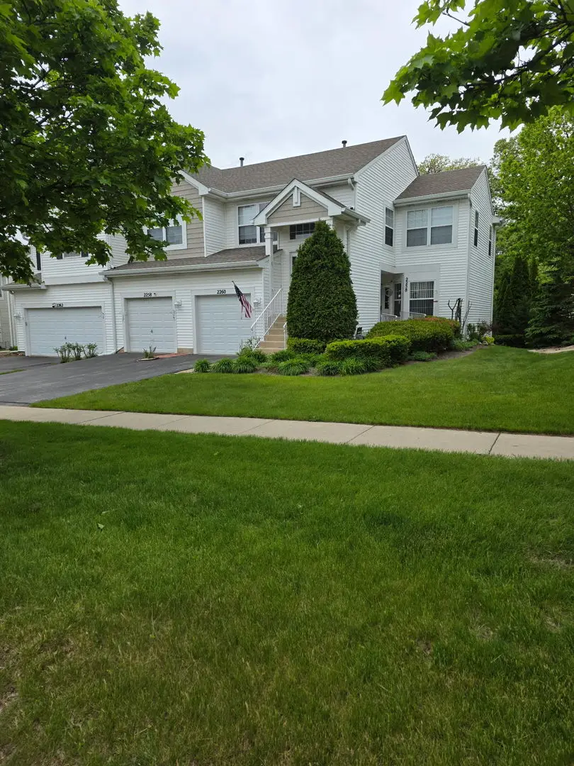 2260 Woodside Drive, Carpentersville, IL 60110 - #1
