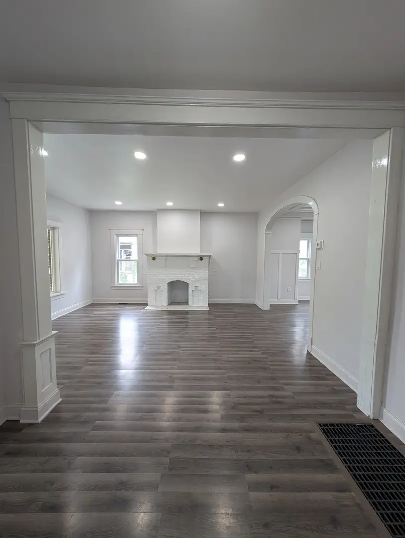 231 S Chicago Avenue, Kankakee, IL 60901 - #3