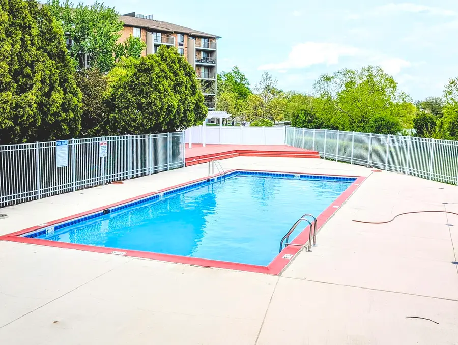1751 Sleepy Hollow Court #7, Schaumburg, IL 60195 - #3