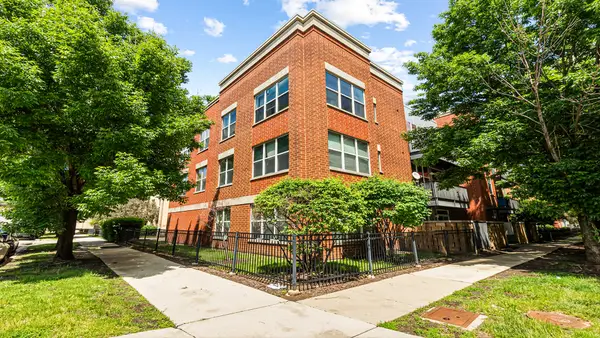2220 W Maypole Avenue #202, Chicago, IL 60612