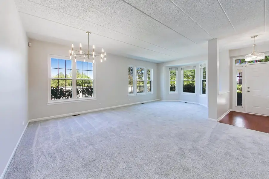 1160 Georgetown Way, Vernon Hills, IL 60061 - #3