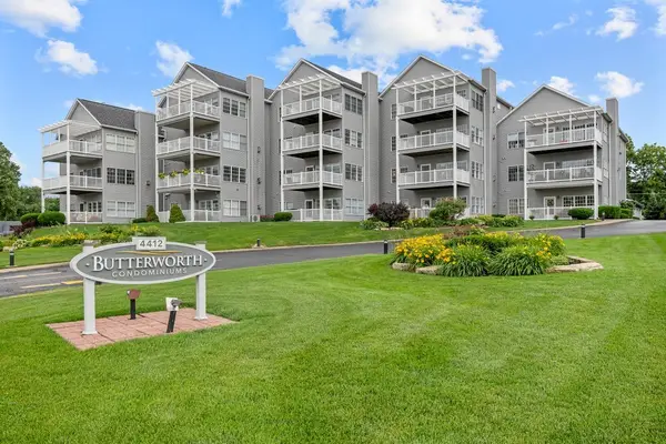 4412 River Drive #202, Moline, IL 61265