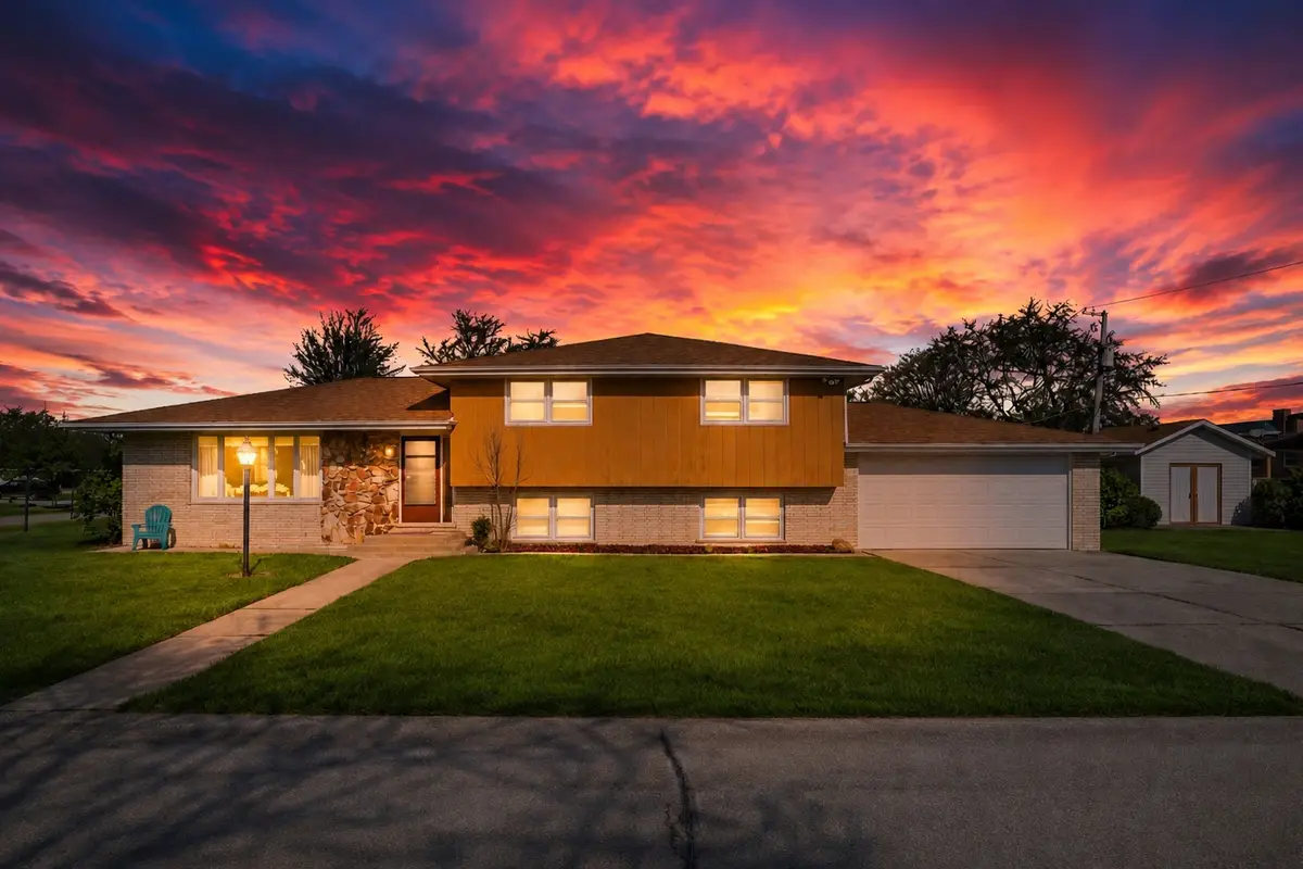 10459 S 81st Avenue, Palos Hills, IL 60465 - #1