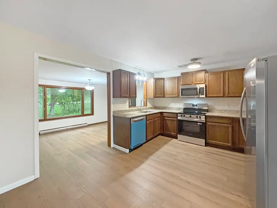 576 Timber Hills Drive, Freeport, IL 61032 - #3
