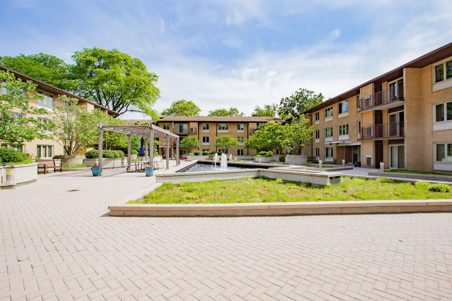 2420 W Talcott Road #211, Park Ridge, IL 60068 - #3