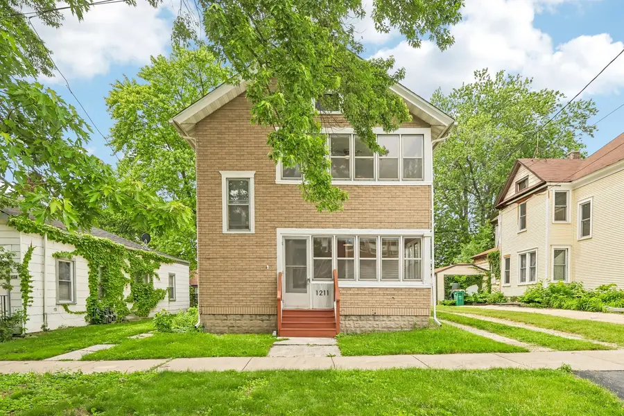 1211 S Jefferson Street, Lockport, IL 60441 - #2