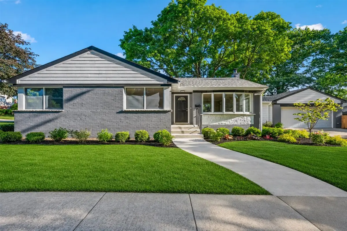 20 N Waverly Place, Mount Prospect, IL 60056 - #1