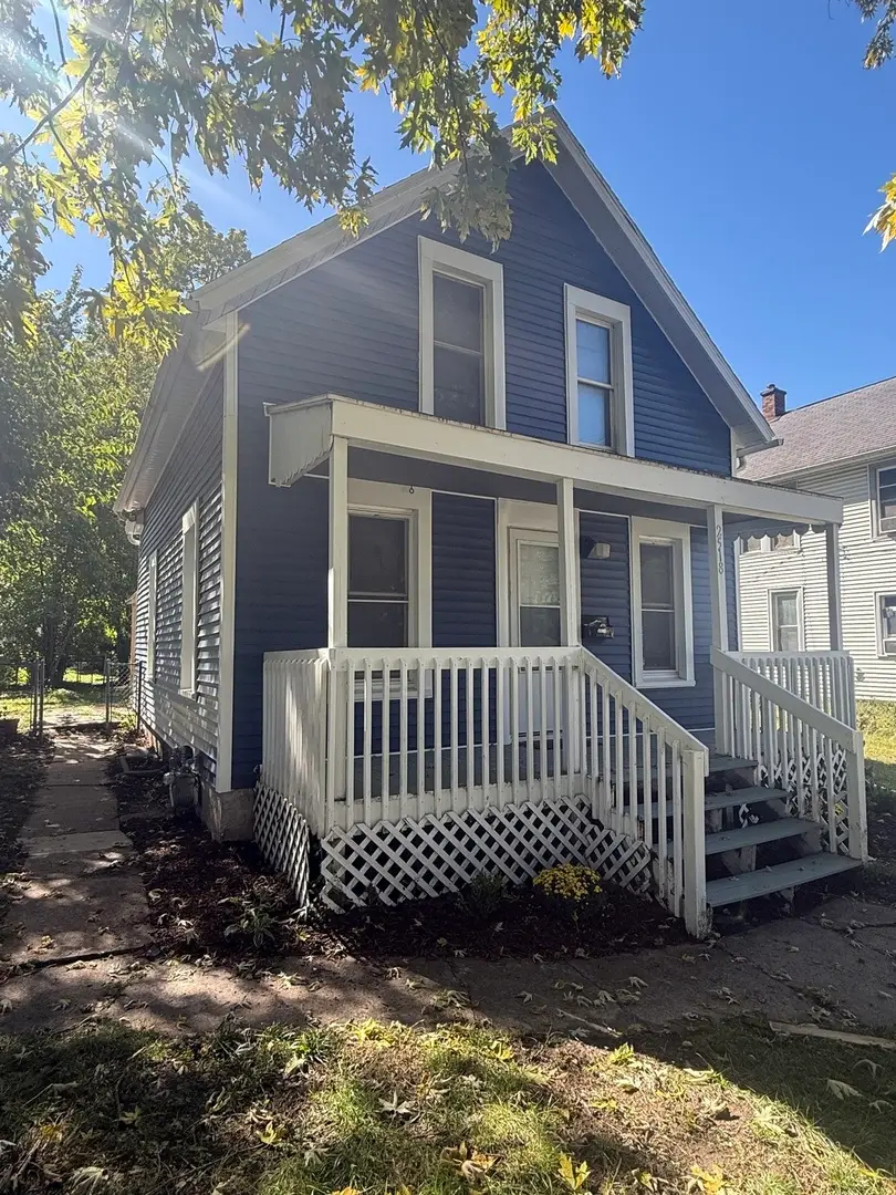 2518 5th Avenue, Moline, IL 61265 - #3