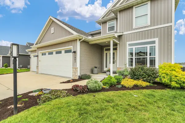 1802 Littlefield Lane, Mahomet, IL 61853