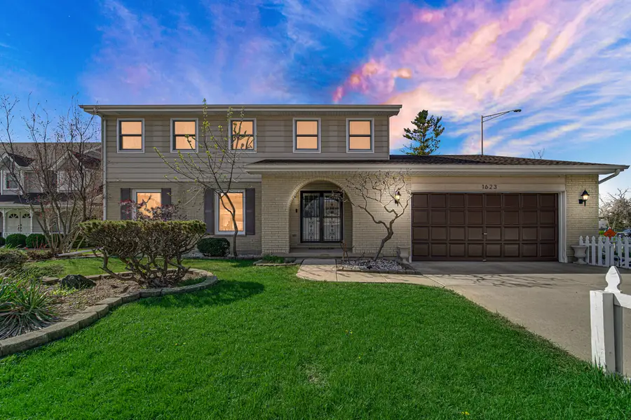 1623 W Bray Court, Arlington Heights, IL 60005 - #2