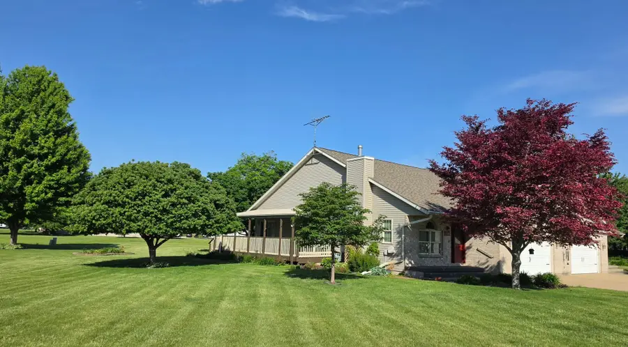 1214 Swallow Street, Rock Falls, IL 61071 - #2