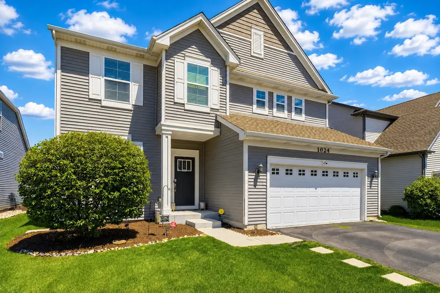 1024 Sunflower Street, South Elgin, IL 60177 - #2