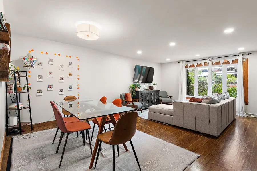 1205 Peterson Avenue #B, Park Ridge, IL 60068 - #3