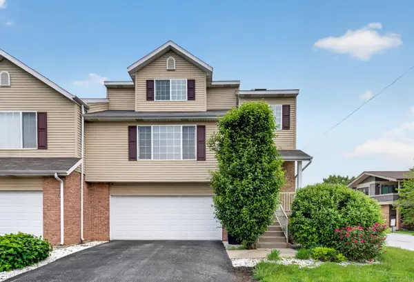 2520 Cedar Glen Drive N, Lynwood, IL 60411