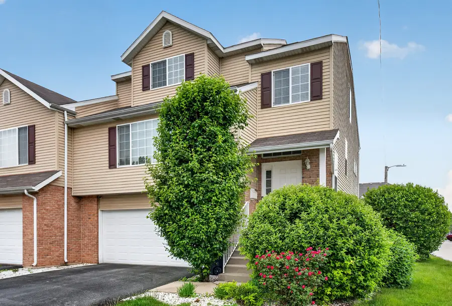 2520 Cedar Glen Drive N, Lynwood, IL 60411 - #3