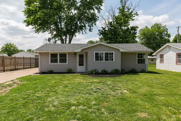 2306 9th Street, Silvis, IL 61282
