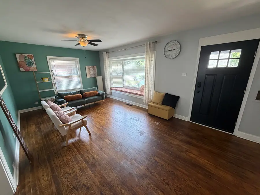 717 Manchester Avenue, Westchester, IL 60154 - #3