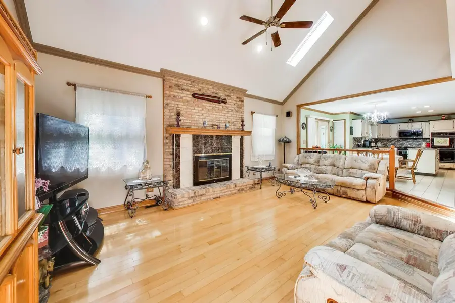 1120 Redwood Drive, Algonquin, IL 60102 - #2