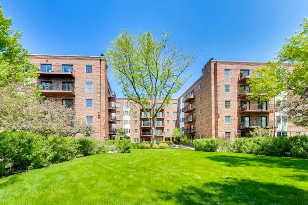 1501 Oak Avenue #504, Evanston, IL 60201