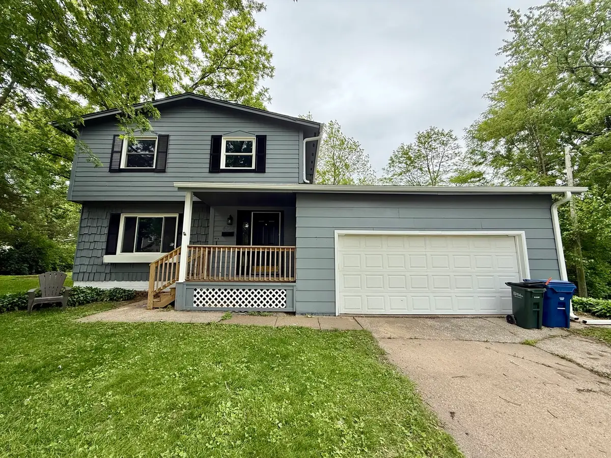 4828 Armil Court, Davenport, IA 52806 - #1