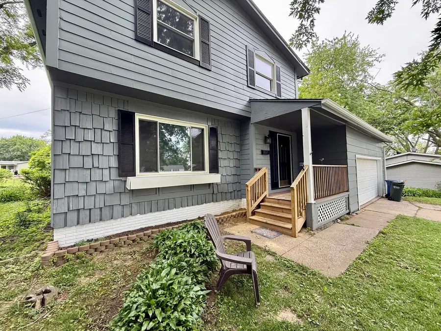 4828 Armil Court, Davenport, IA 52806 - #2