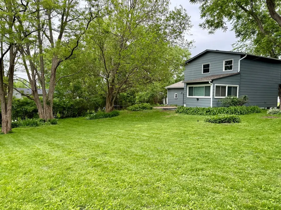 4828 Armil Court, Davenport, IA 52806 - #3