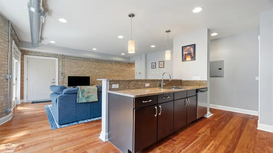 4442 N Damen Avenue #3E, Chicago, IL 60625 - #3