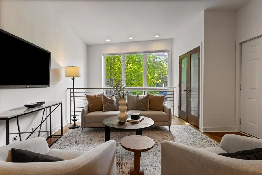 1061 N Marshfield Avenue #1, Chicago, IL 60622 - #3