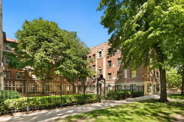 1810 W Chase Avenue #1, Chicago, IL 60626