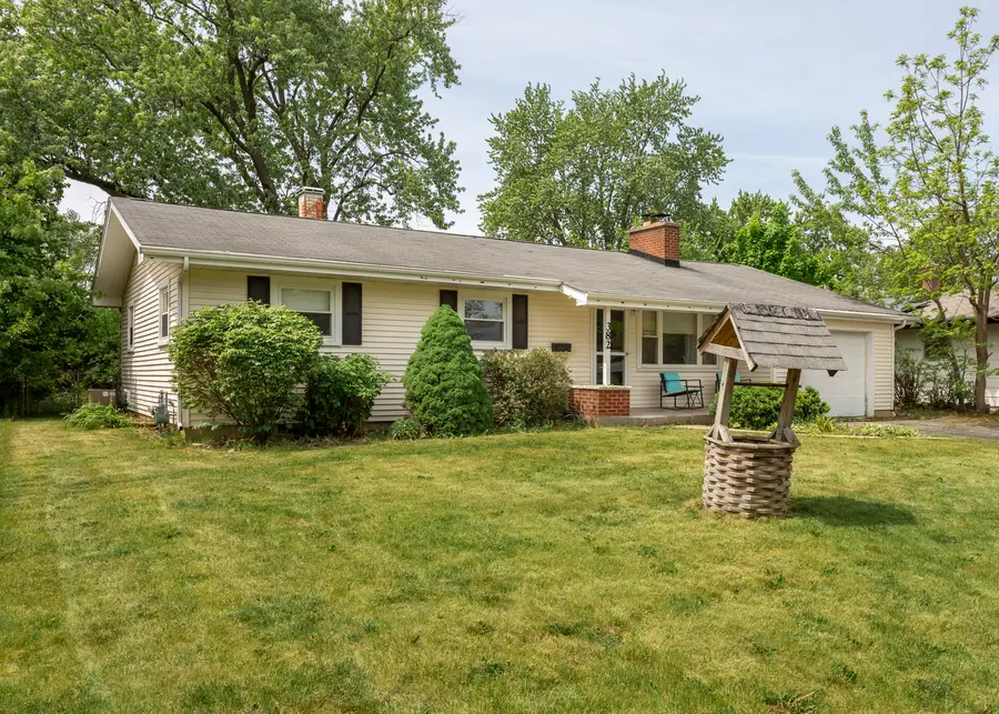 382 Keith Avenue, Crystal Lake, IL 60014 - #2