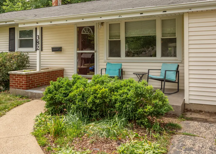 382 Keith Avenue, Crystal Lake, IL 60014 - #3