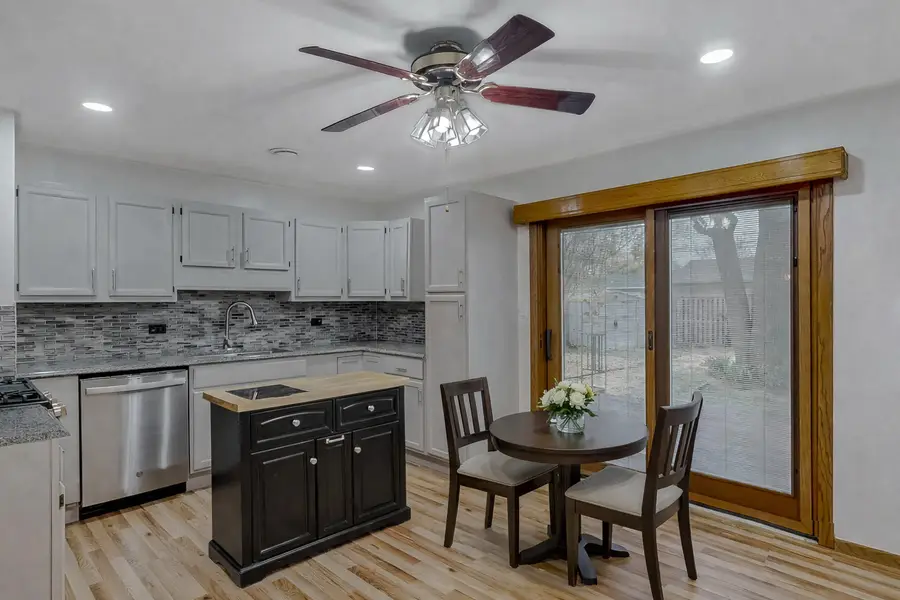 331 Fairfax Avenue, Romeoville, IL 60446 - #2