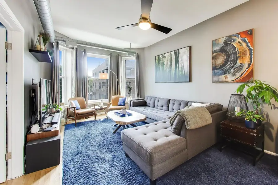 1050 W Foster Avenue, Chicago, IL 60640 - #2