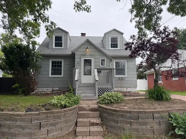 2811 25th Avenue, Rock Island, IL 61201
