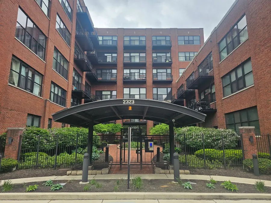 2323 W Pershing Road #128, Chicago, IL 60609 - #2