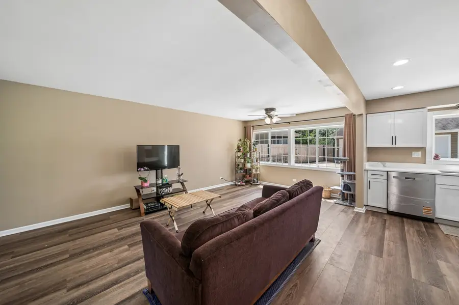 319 W Central Avenue, Lombard, IL 60148 - #3