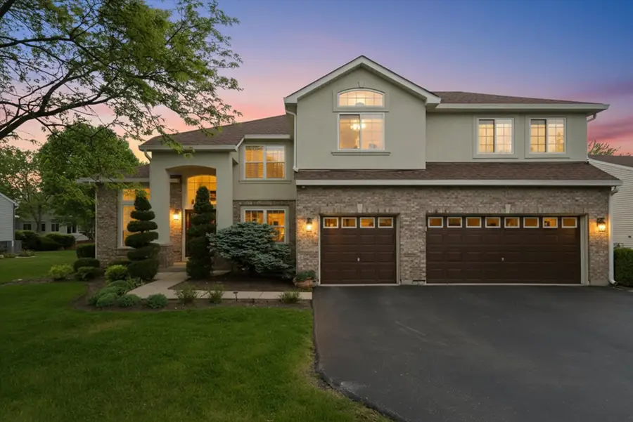 2210 Fieldcrest Drive, Mundelein, IL 60060 - #2