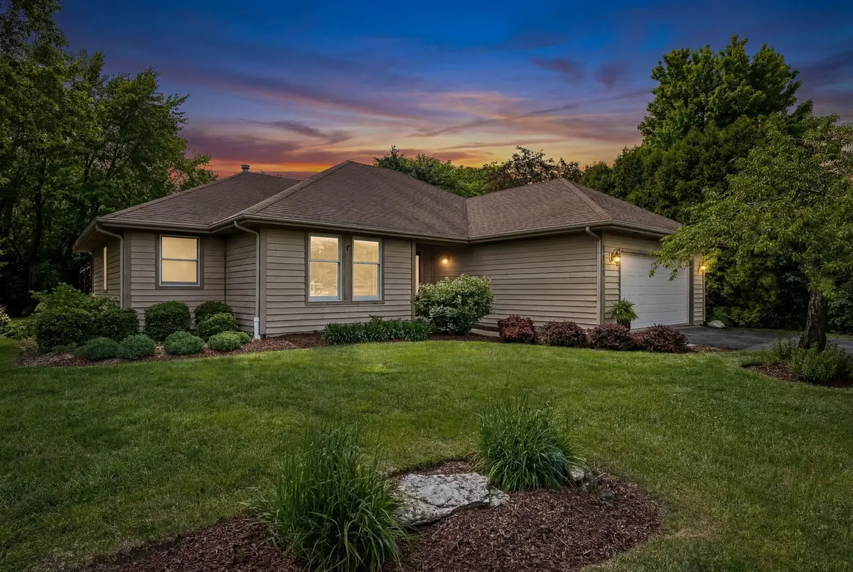 1680 Logan Street, Roselle, IL 60172 - #1