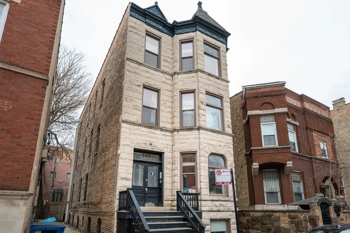 2425 N Geneva Terrace, Chicago, IL 60614 - #1