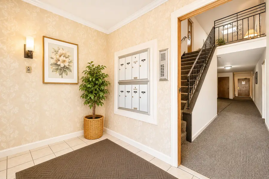 12750 Carriage Lane #C1, Crestwood, IL 60418 - #2