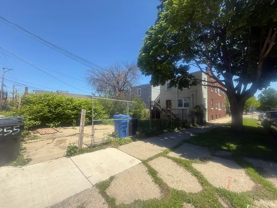 6354 S Claremont Avenue, Chicago, IL 60636 - #3