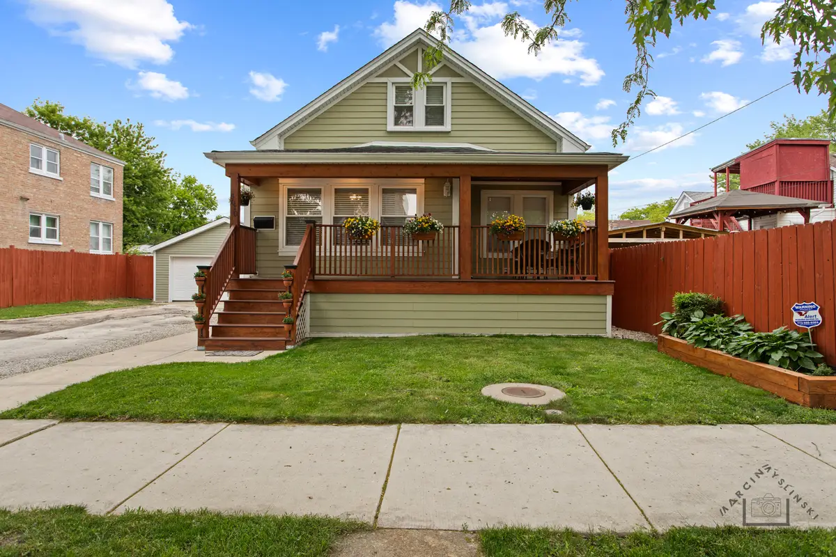 5010 W Newport Avenue, Chicago, IL 60641 - #1