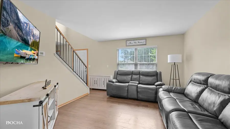 542 S Scott Lane, Romeoville, IL 60446 - #3